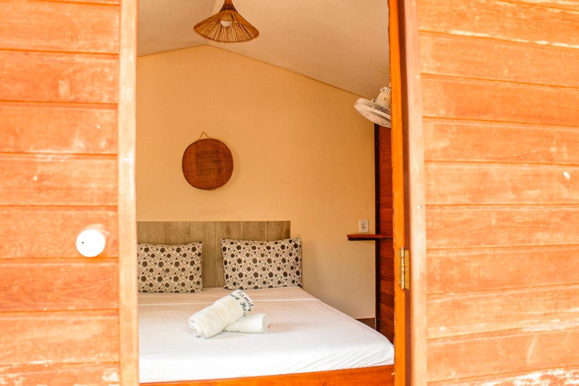 Family Guest House Velha Boipeba Exteriör bild